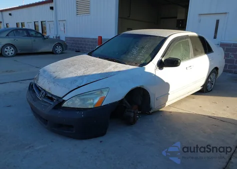 2006 Honda Accord 2.4 Lx из США, поврежденный, VIN 3HGCM56496G711548